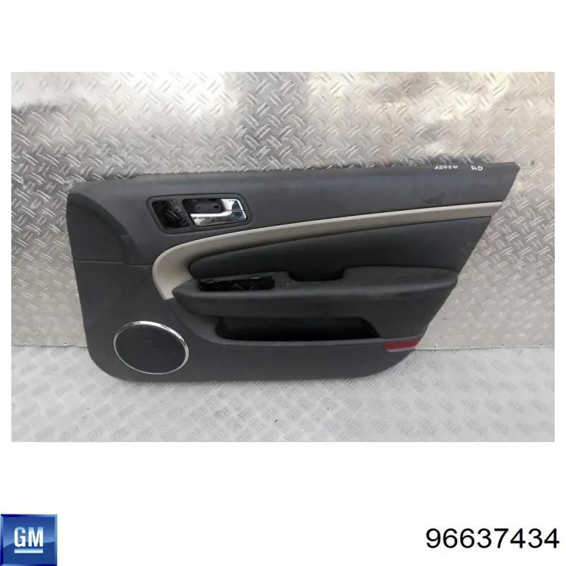 Revestimento (cobrimento) interno da porta dianteira direita para Chevrolet Epica (V250)