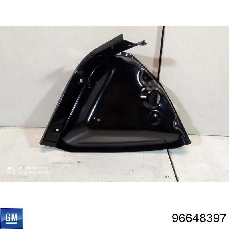 Суппорт (кронштейн) крепления заднего фонаря левый General Motors 96648397 цена, от 13.94 USD