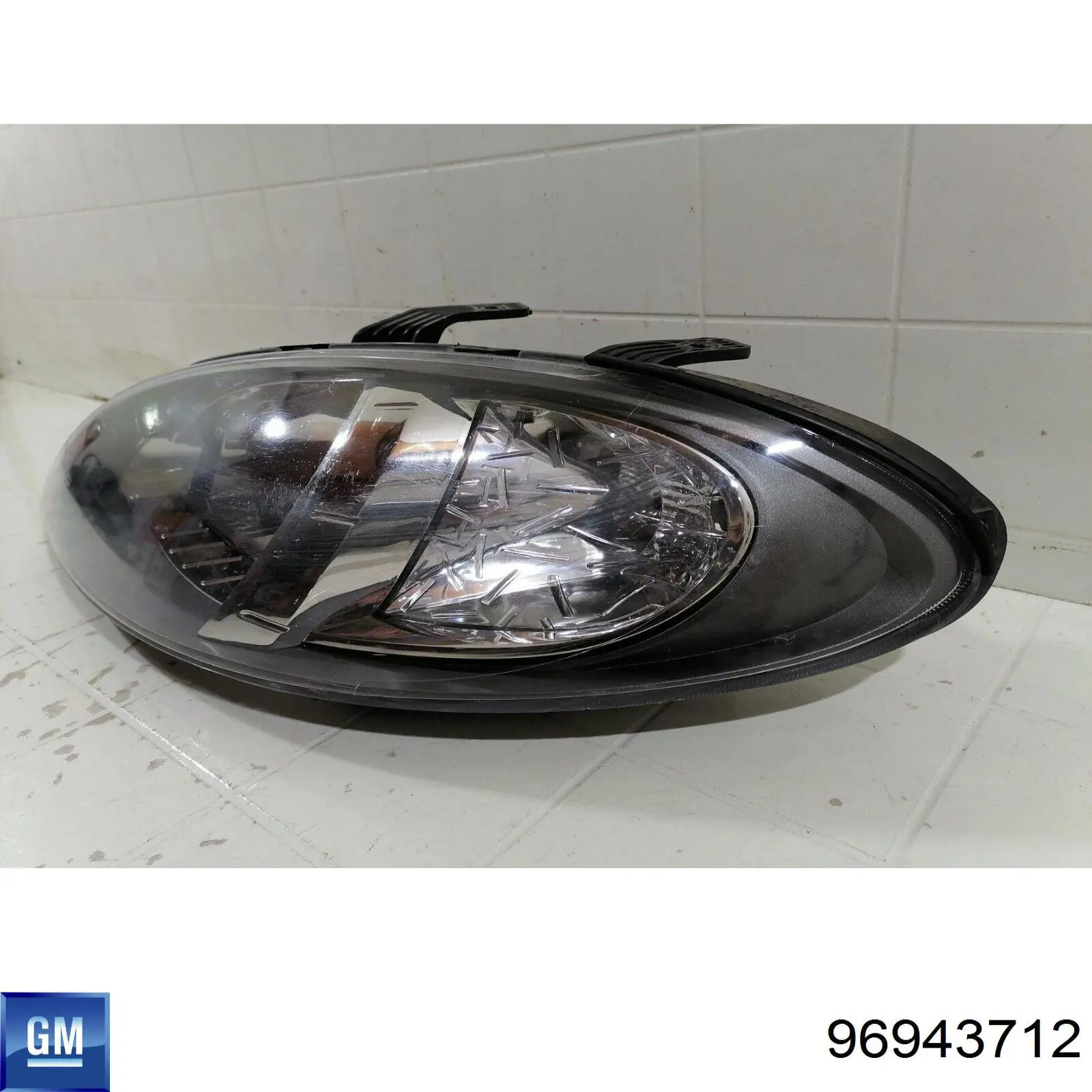 96943712 General Motors Фара