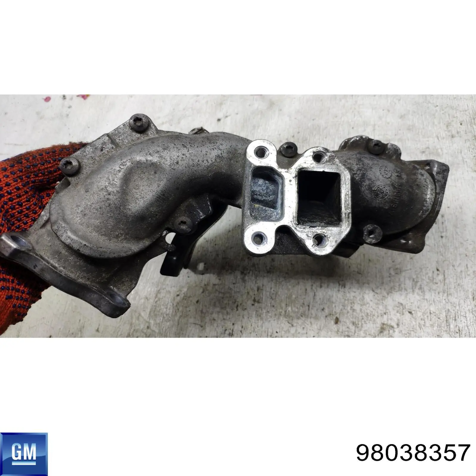 Коллектор впускной Opel 5850164 цена, от 14.08 USD