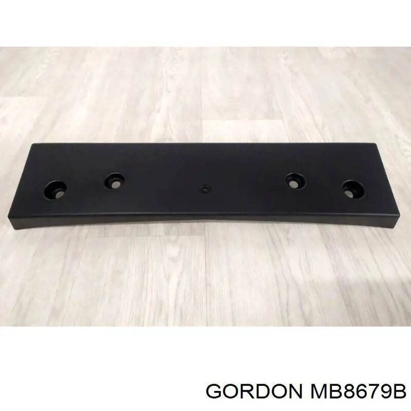 Панель крепления номерного знака переднего MB8679B Gordon