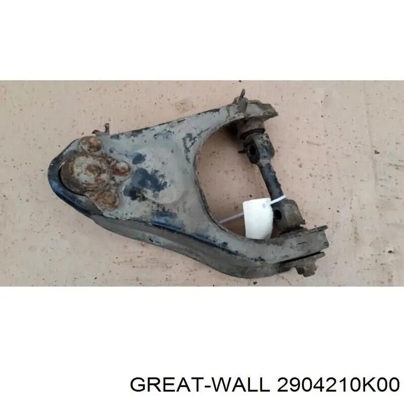 Рычаг передней подвески верхний правый на Great Wall Hover  CC646