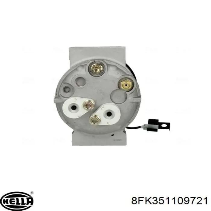 Компрессор кондиционера 30665343 Volvo
