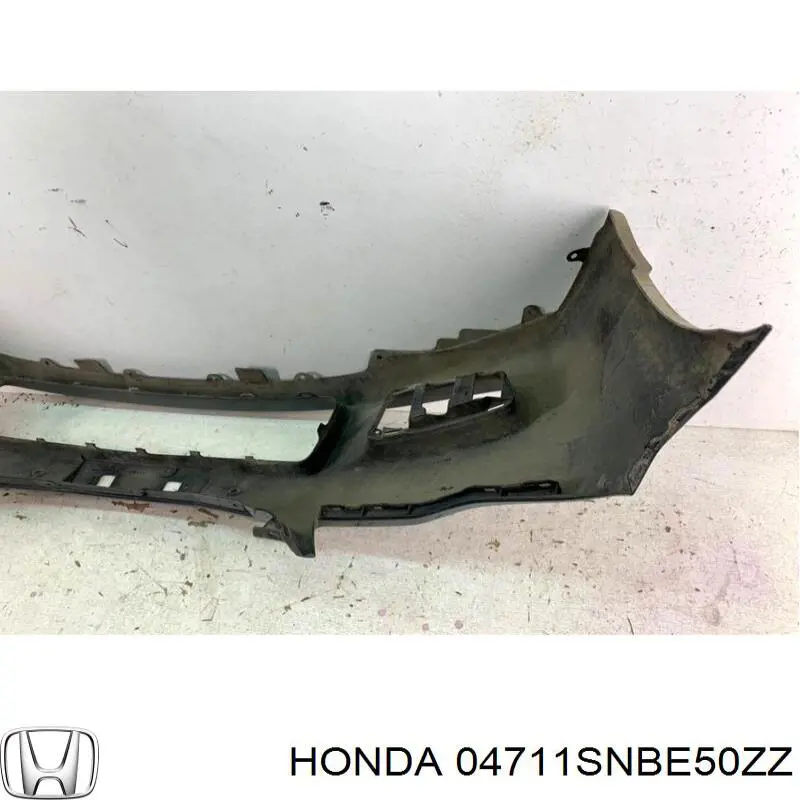 Передний бампер 04711SNBE50ZZ Honda