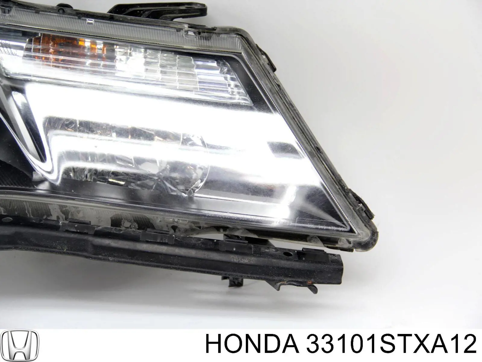 33101STXA12 Honda Фара передняя правая