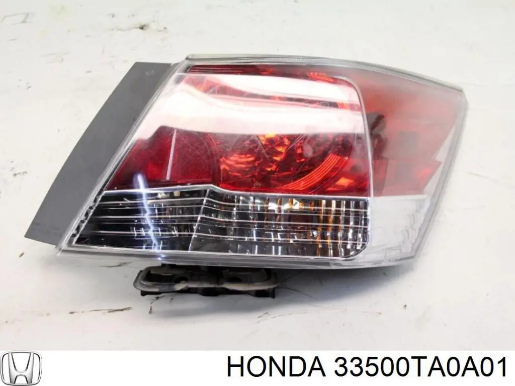 Фонарь задний правый Honda 33500TA0A01