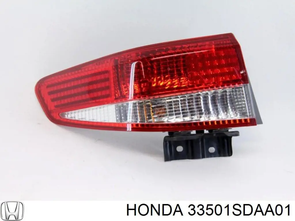 Фонарь задний правый внешний Honda 33501SDAA01