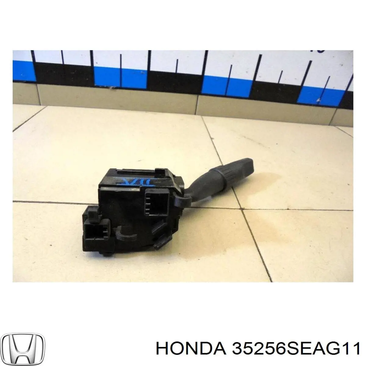 35256SEAG11 Honda переключатель подрулевой правый