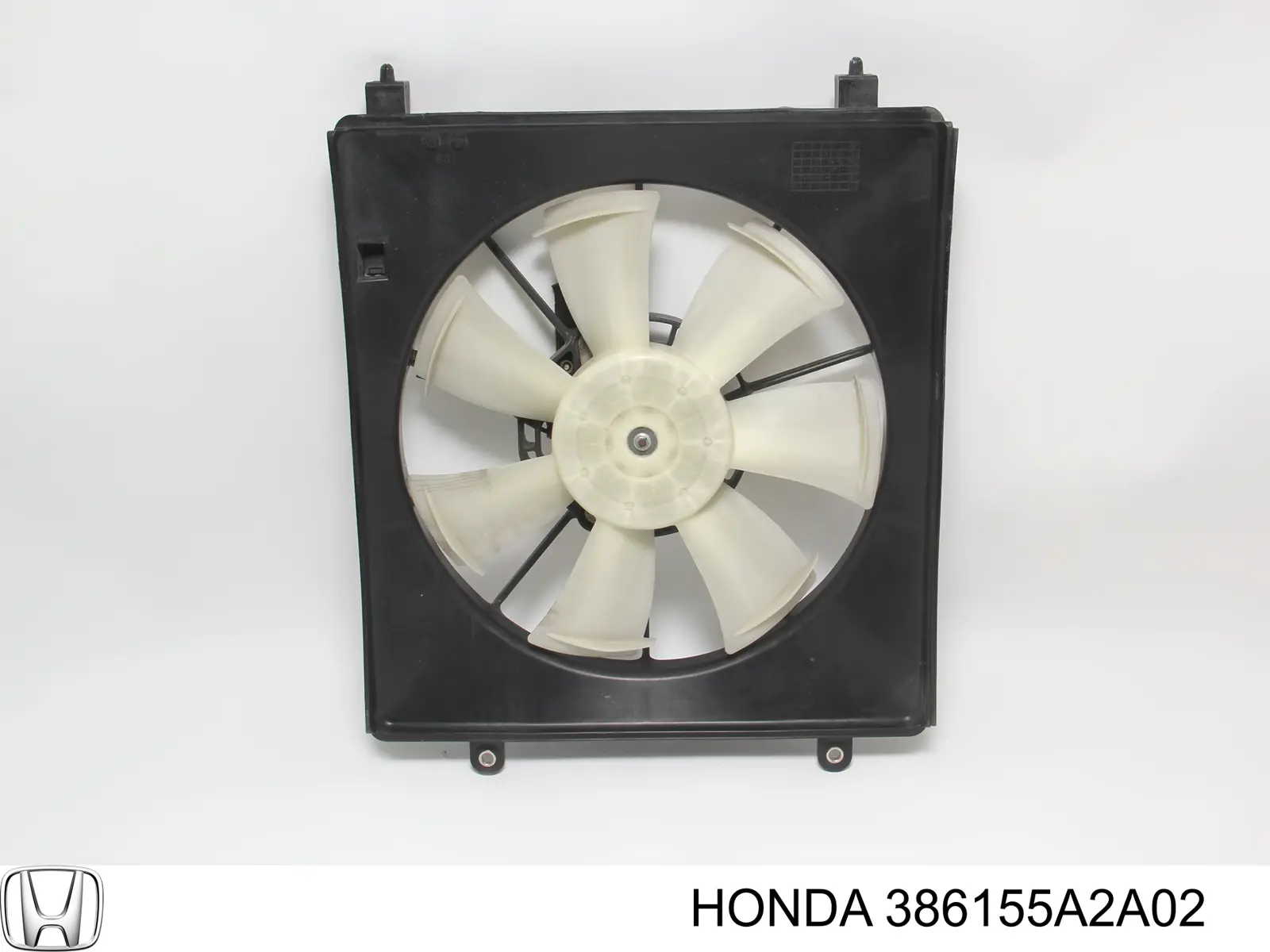 Диффузор радиатора охлаждения Honda 386155A2A02