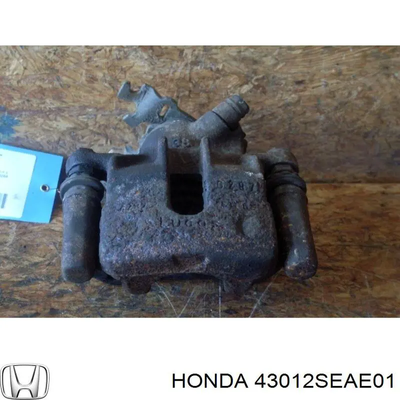 Суппорт задний правый 43012SEAE01 Honda
