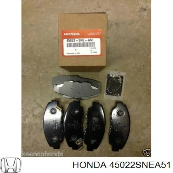 Передние тормозные колодки 45022SNEA51 Honda