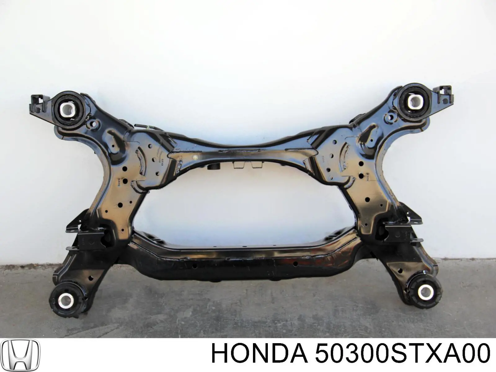 50300STXA00 Honda балка задней подвески (подрамник)