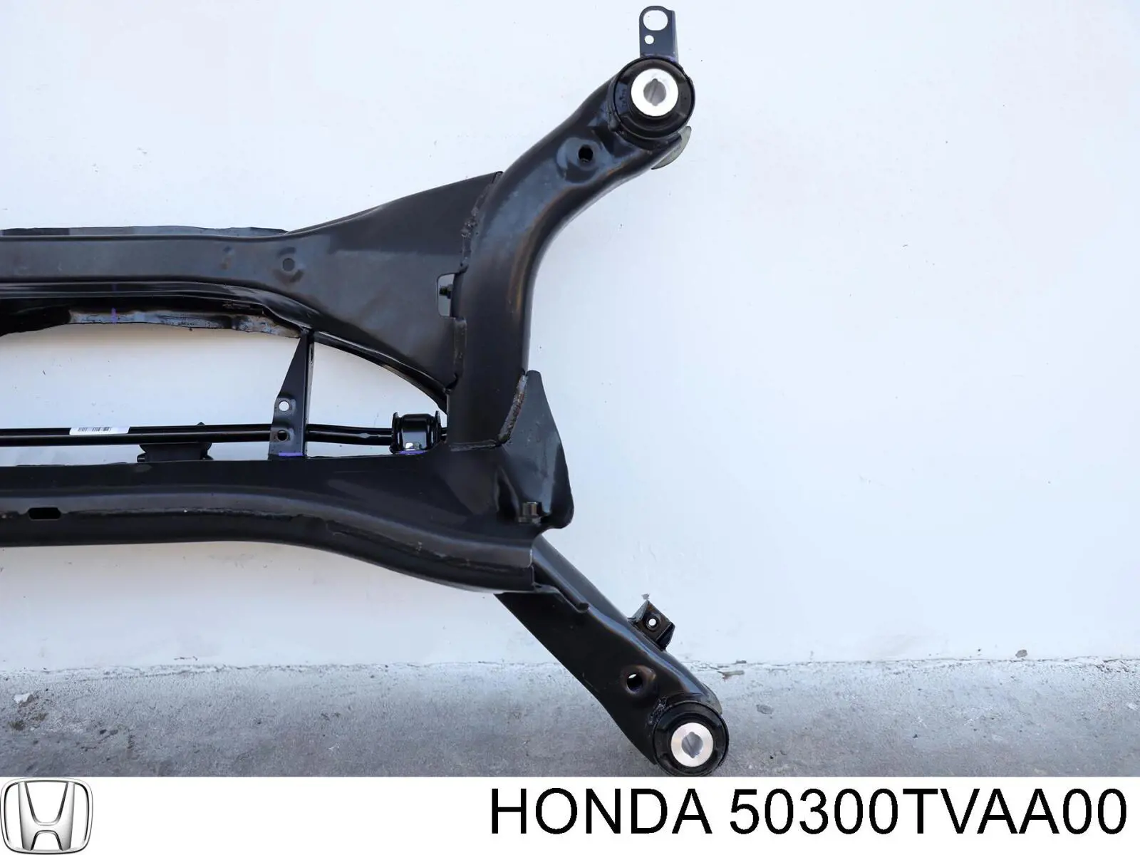 Купить 50300TVAA01 Honda Оси полуприцепов и прицепов