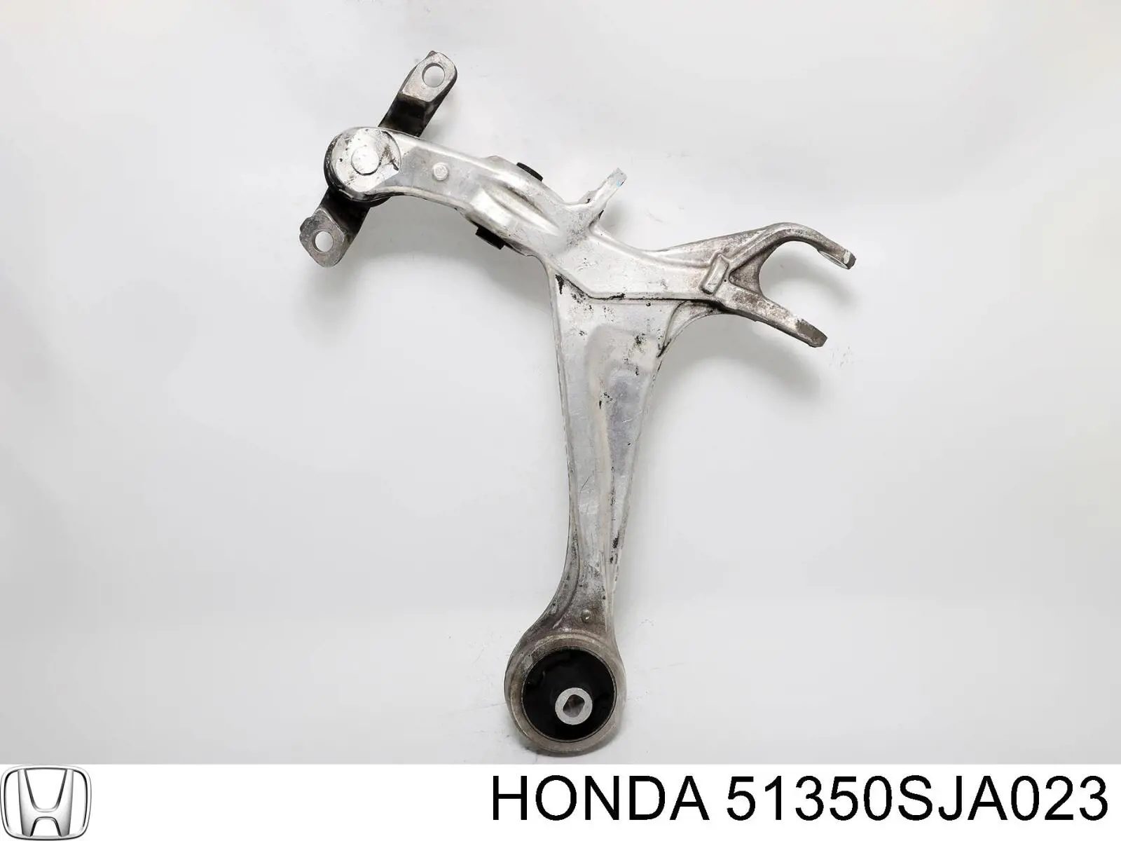 Передний нижний рычаг Polcar 385338