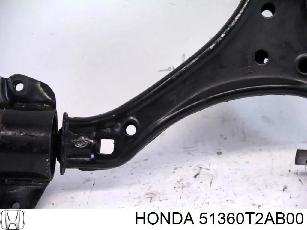 Купить 51360T2AB00 Honda Рычаг передней подвески левый