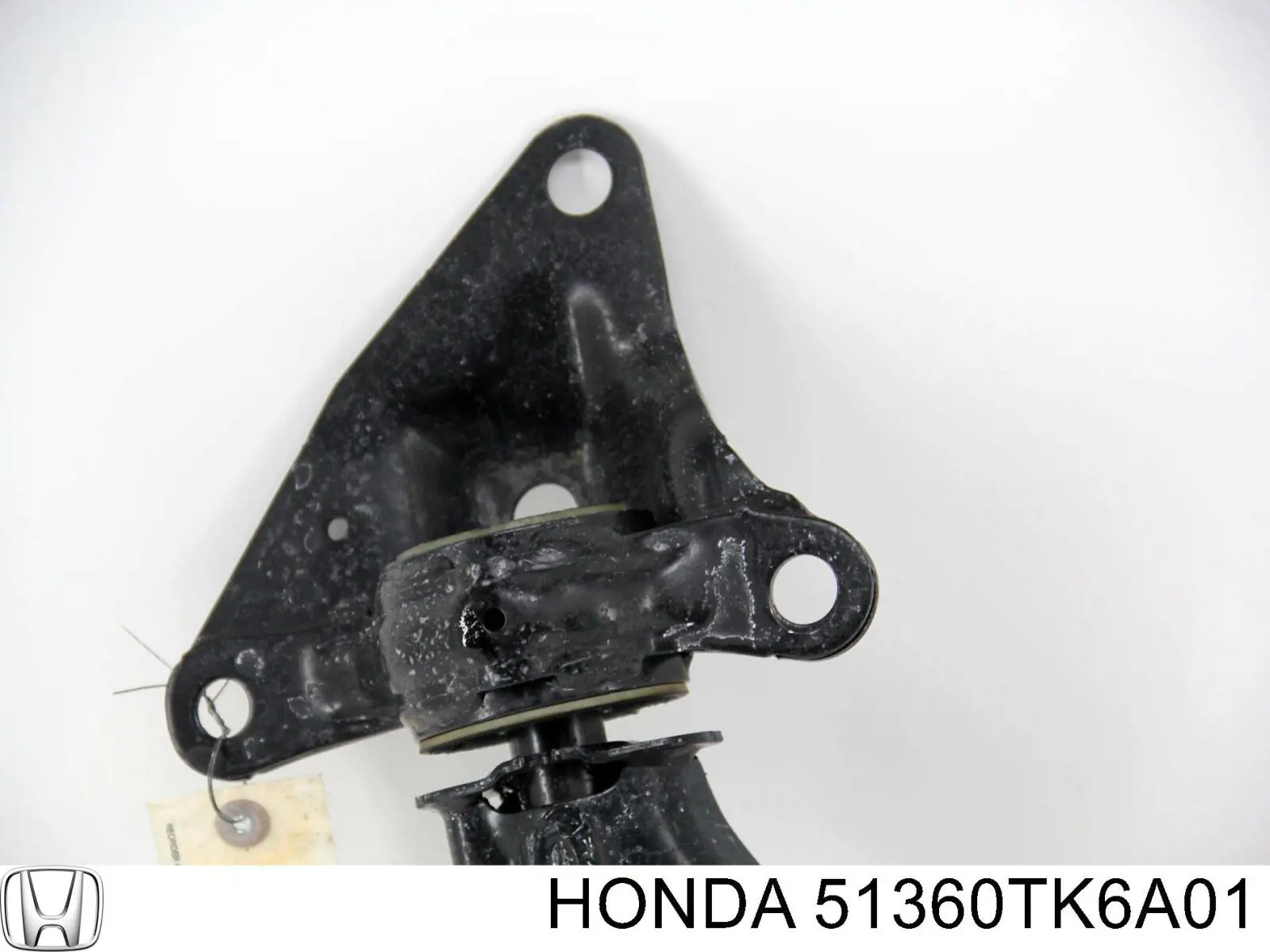 Рычаг передней подвески нижний левый 51360TK6A01 Honda