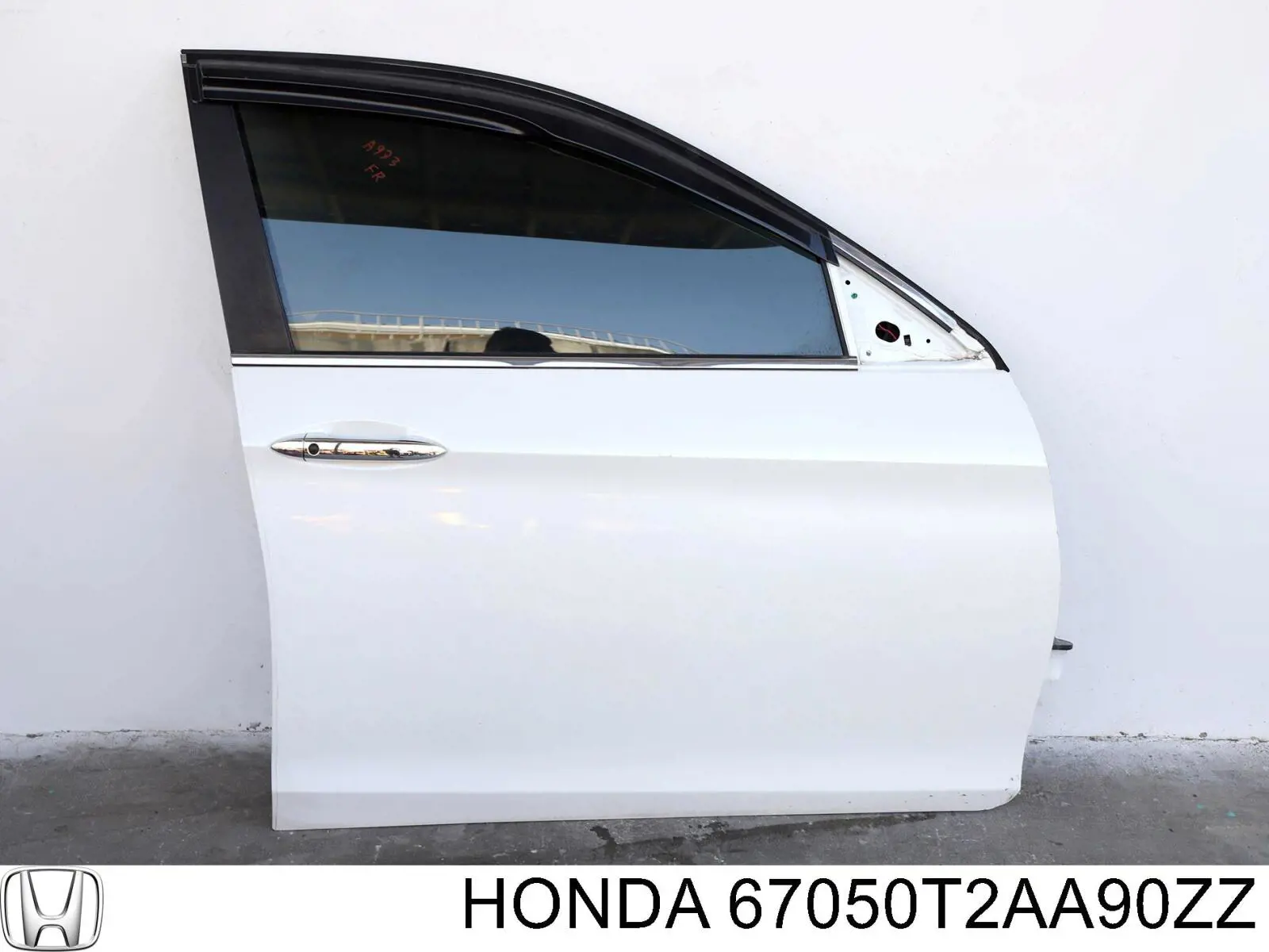 67050T2AA90ZZ Honda дверь передняя левая