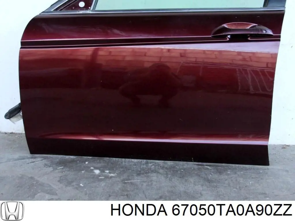 67050TA0A90ZZ Honda Водительская дверь