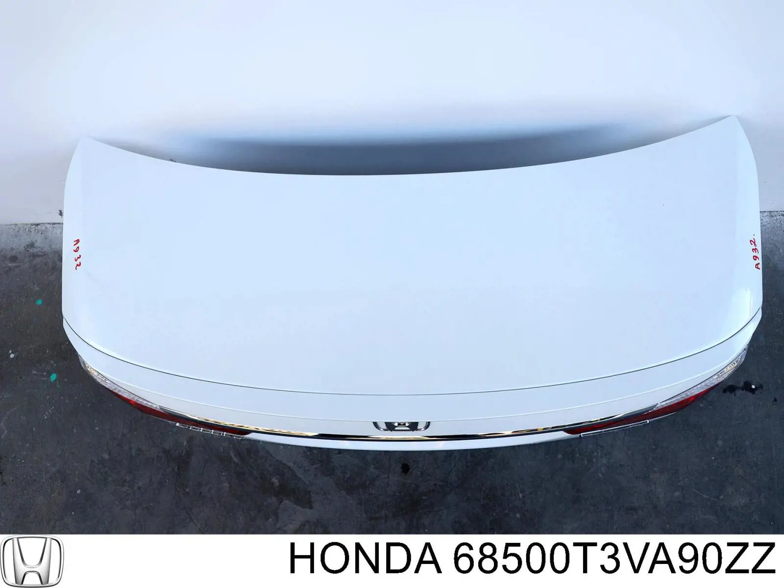 Крышка багажника Honda 68500T3VA90ZZ цена, от 890.60 USD