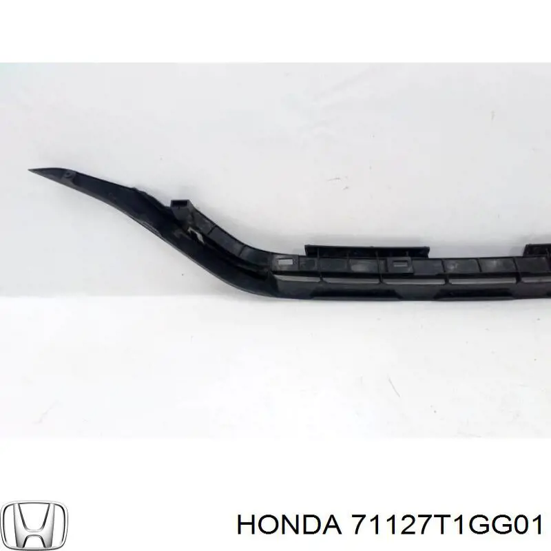 Накладка решетки радиатора нижняя на Honda CR-V RM