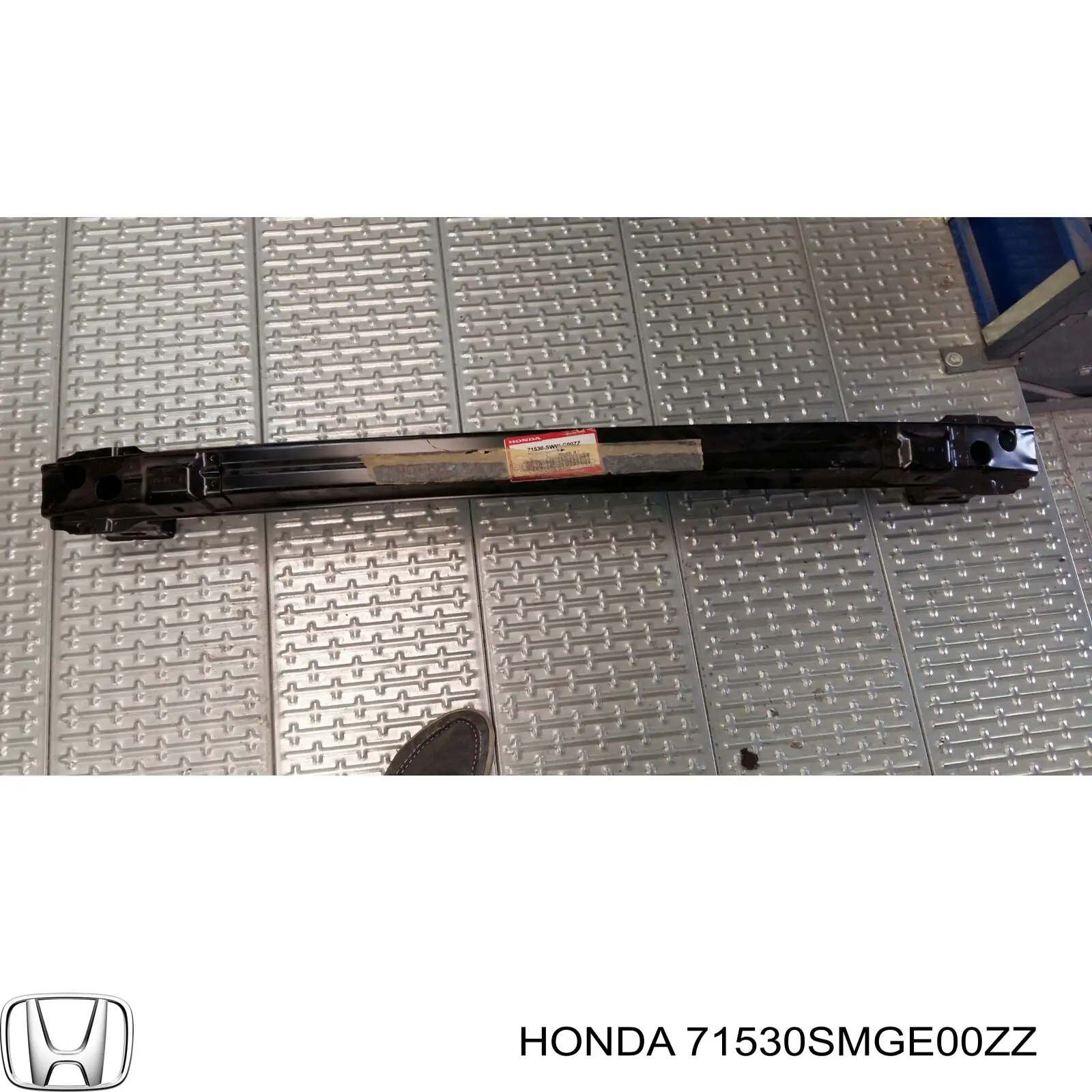 71530SMGE00ZZ Honda усилитель бампера заднего