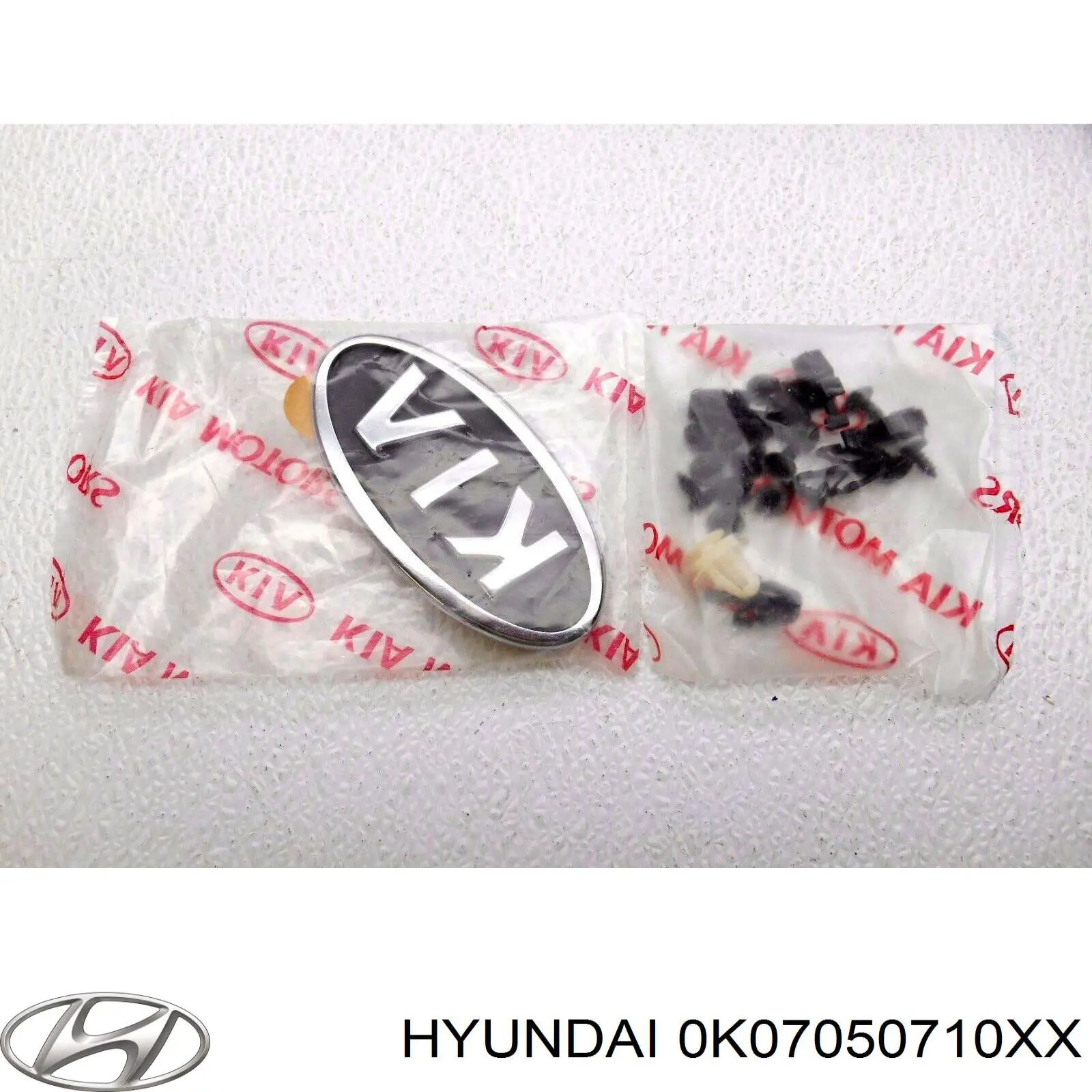 Решетка радиатора 0K07050710XX Hyundai/Kia