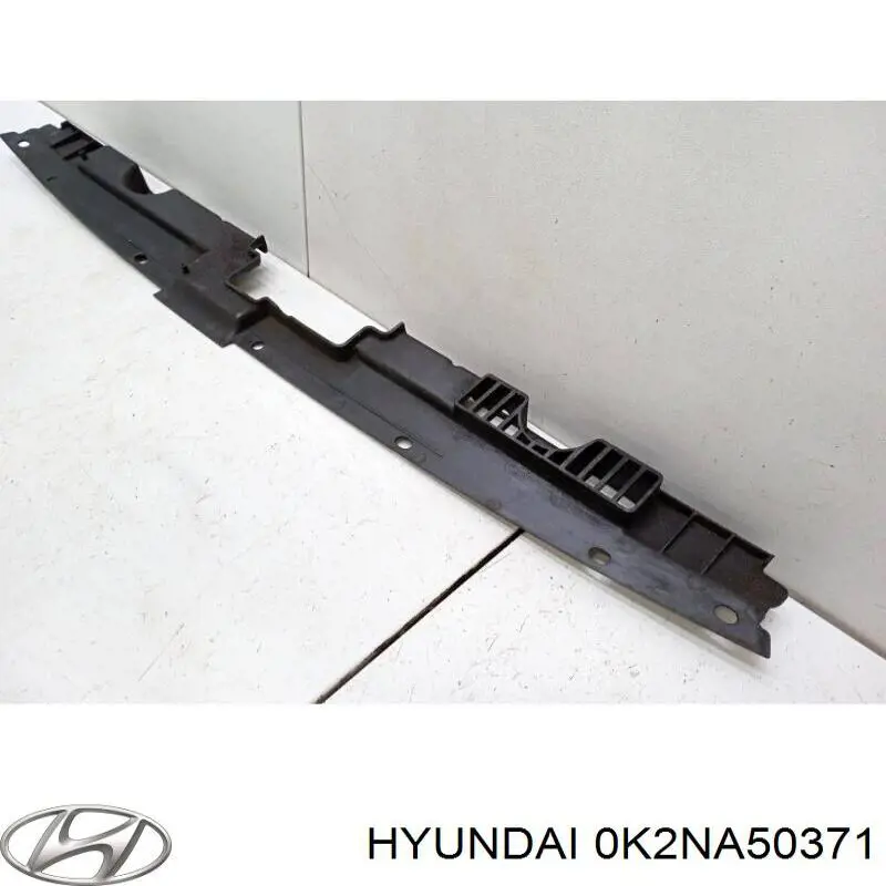 Купить 0K2NA50371 Hyundai/Kia Накладка диффузора радиатора верхняя
