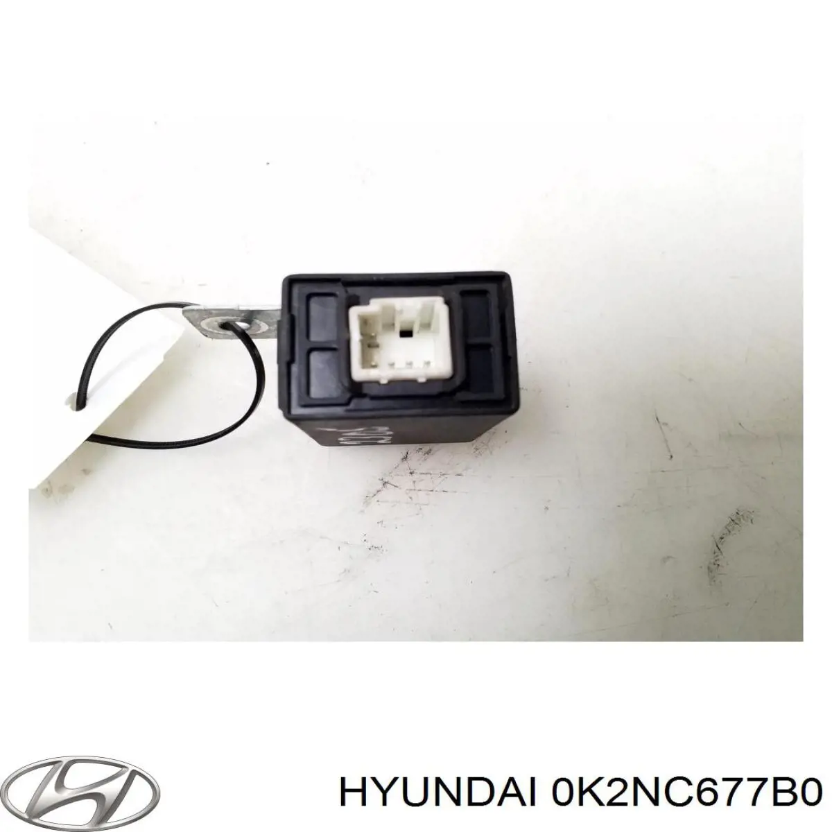 Модуль управления (ЭБУ) иммобилайзера Hyundai/Kia 0K2NC677B0