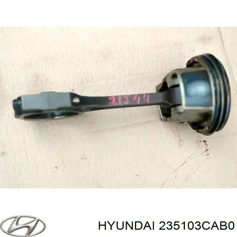 Шатун поршня двигателя 235103CAB0 Hyundai/Kia