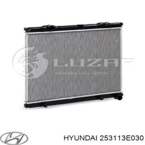 Радиатор охлаждения двигателя HYUNDAI 253113E030