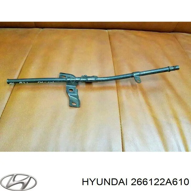 Направляющая индикатора уровня масла в двигателе 266122A610 Hyundai/Kia