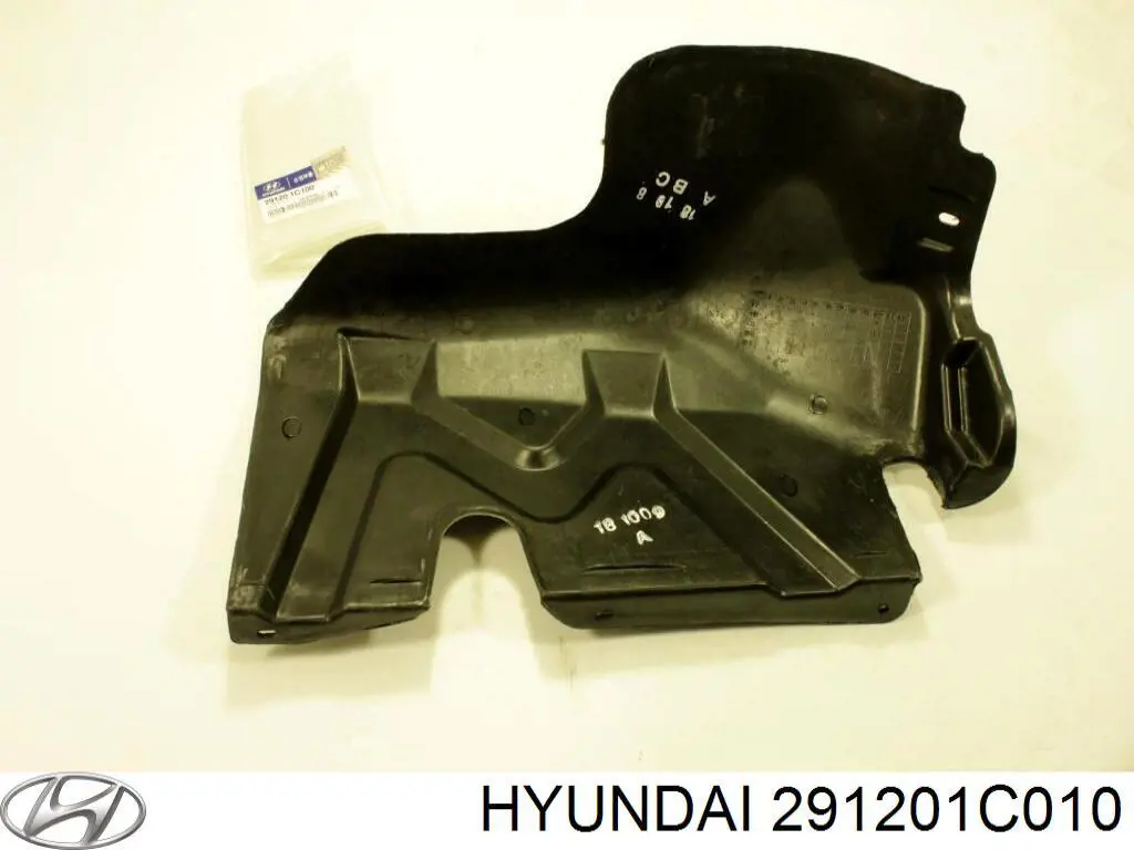 Защита двигателя правая на Hyundai Getz 