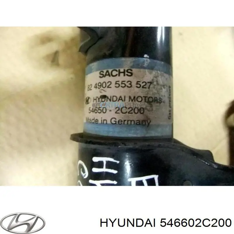 Амортизатор передний правый 546602C200 Hyundai/Kia