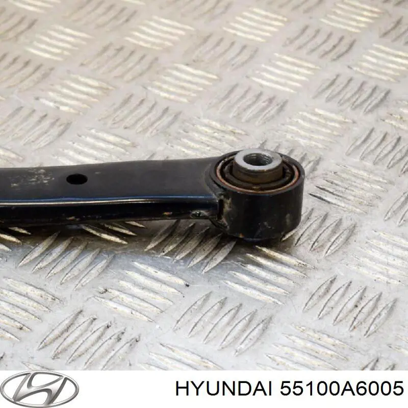 Поперечный рычаг задней подвески 55100A6005 Hyundai/Kia