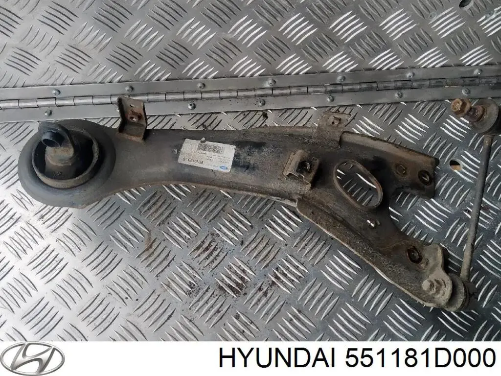 551181D000 Hyundai/Kia Сайлентблок заднего поперечного рычага