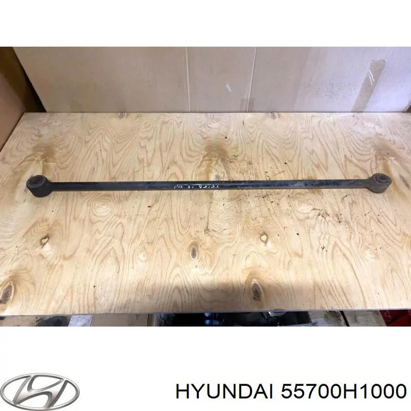 55700H1000 Hyundai/Kia barra transversal de suspensão traseira