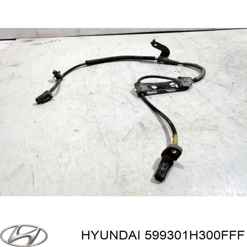 Купить 599301H300FFF Hyundai/Kia Датчик АБС задний правый