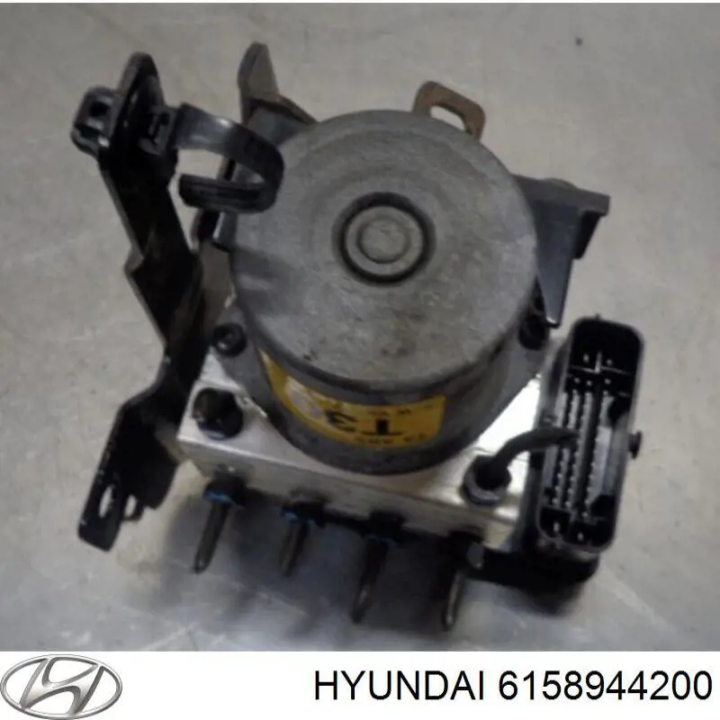 Блок управления АБС (ABS) гидравлический 6158944200 Hyundai/Kia