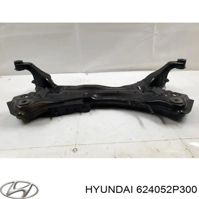 Подрамник передний 624052P300 Hyundai/Kia