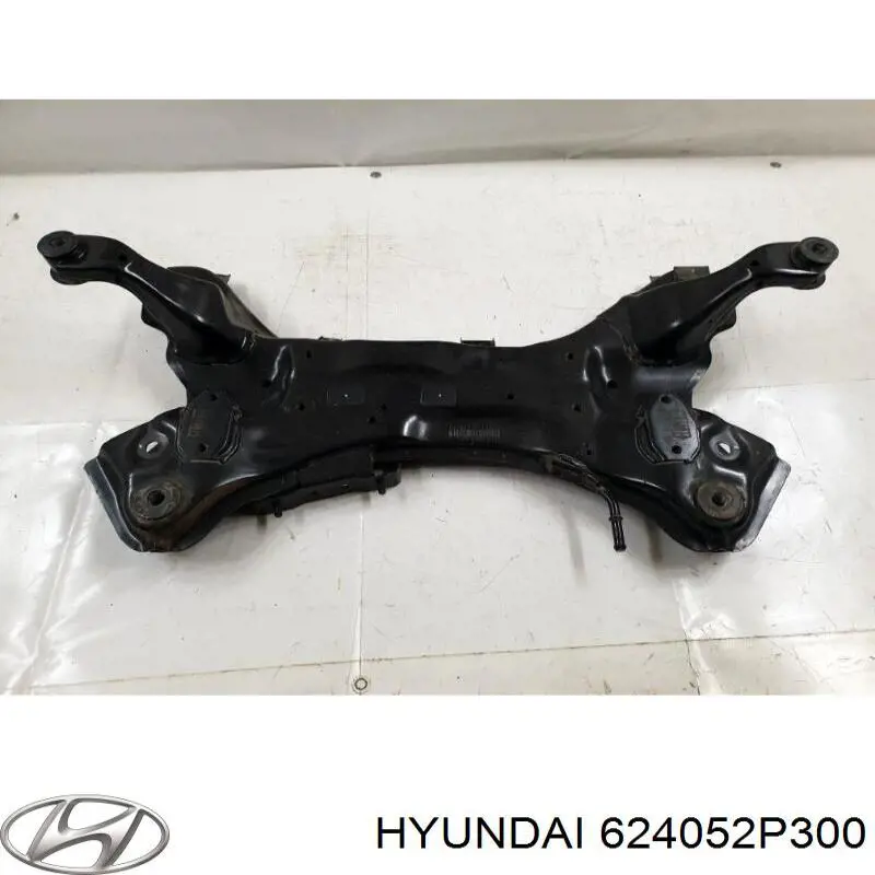 624052P300 Hyundai/Kia Подрамник передней подвески