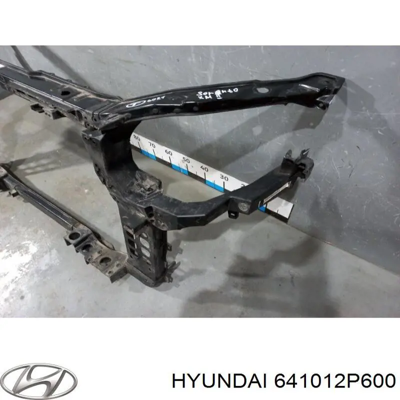 641012P600 Hyundai/Kia suporte do radiador montado (painel de montagem de fixação das luzes)