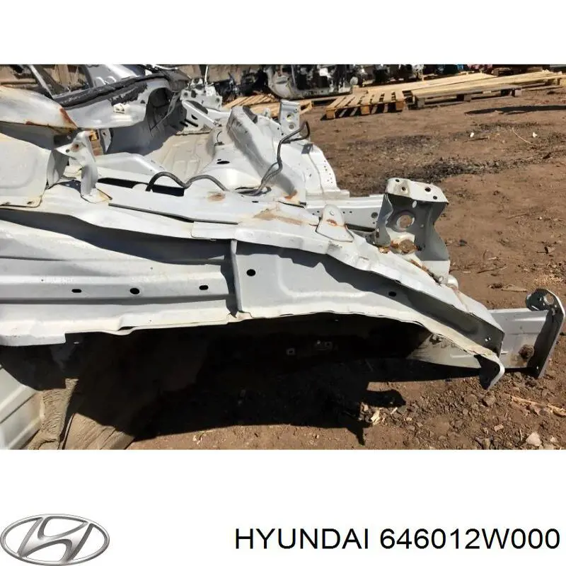 646012W000 Hyundai/Kia Четверть передняя левая
