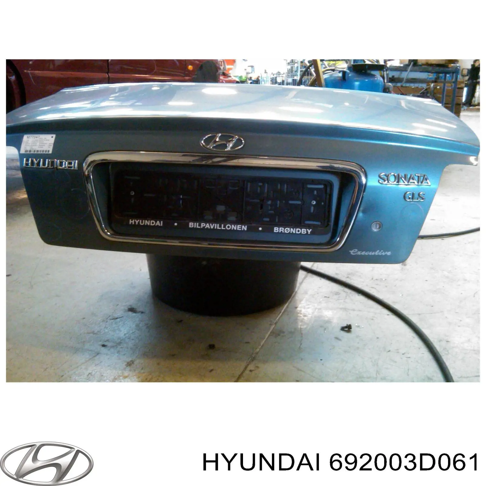 692003D061 Hyundai/Kia Крышка багажника