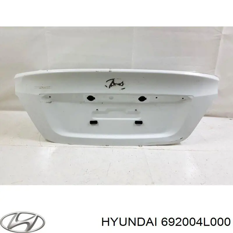 Крышка багажника на Hyundai Accent SB