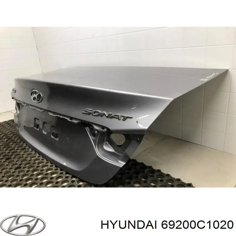 69200C1020 Hyundai/Kia Крышка багажника