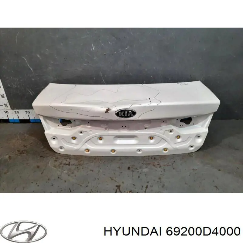 69200D4000 Hyundai/Kia Крышка багажника