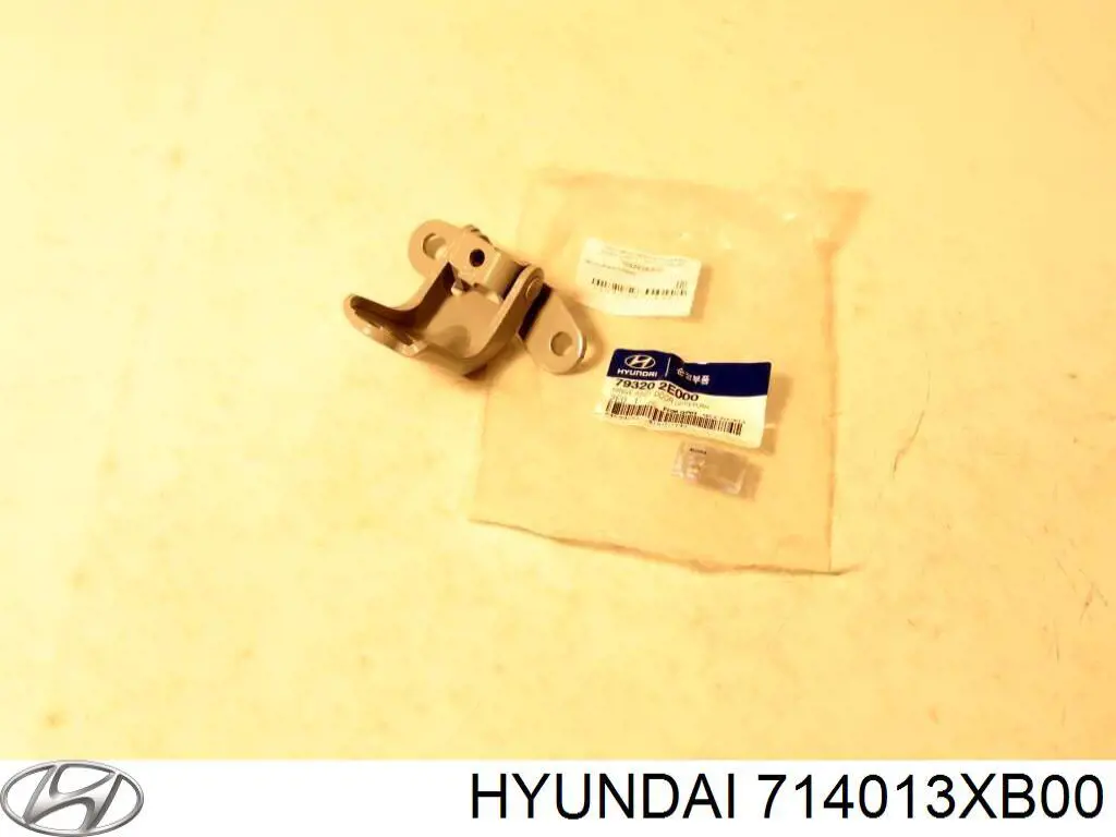 Стійка центральна, ліва 714013XB00 Hyundai/Kia