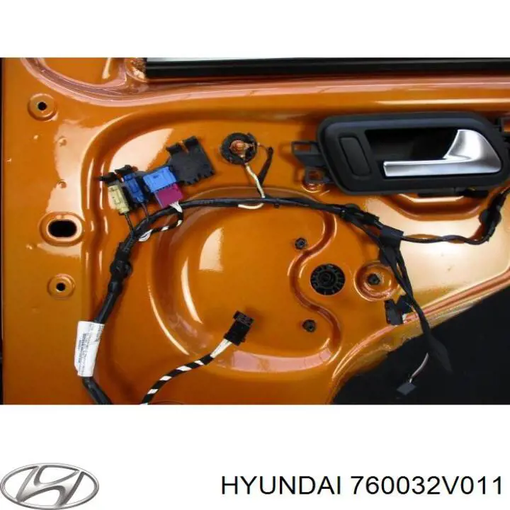 760032V011 Hyundai/Kia Водительская дверь