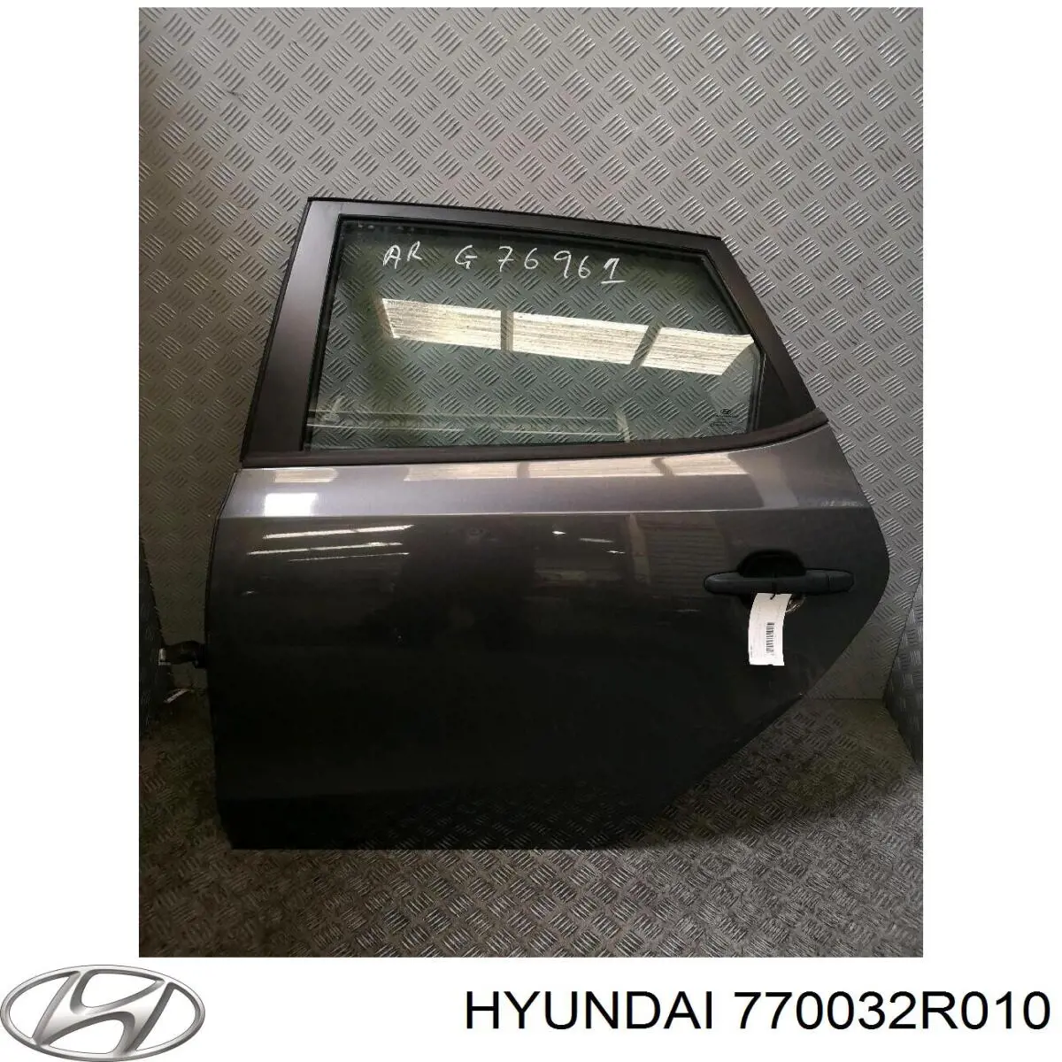 Задняя левая дверь Hyundai/Kia 770032R010