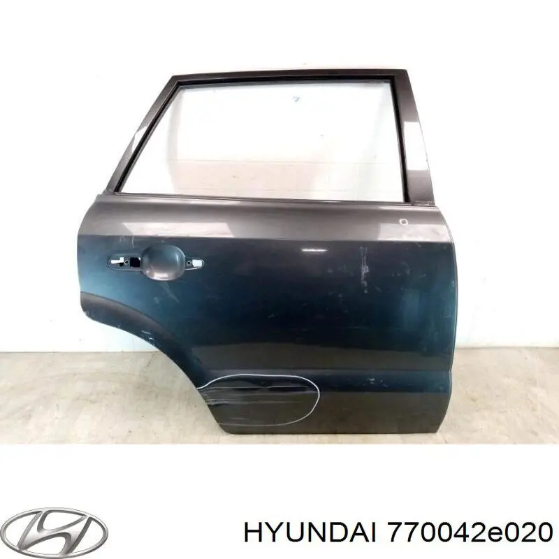 Дверь задняя правая Hyundai/Kia 770042E020